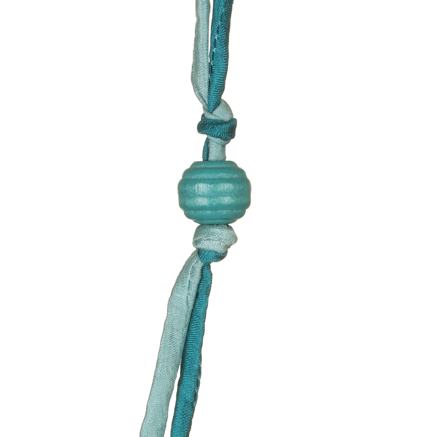 Collana fili seta riciclata, elementi legno e metallo