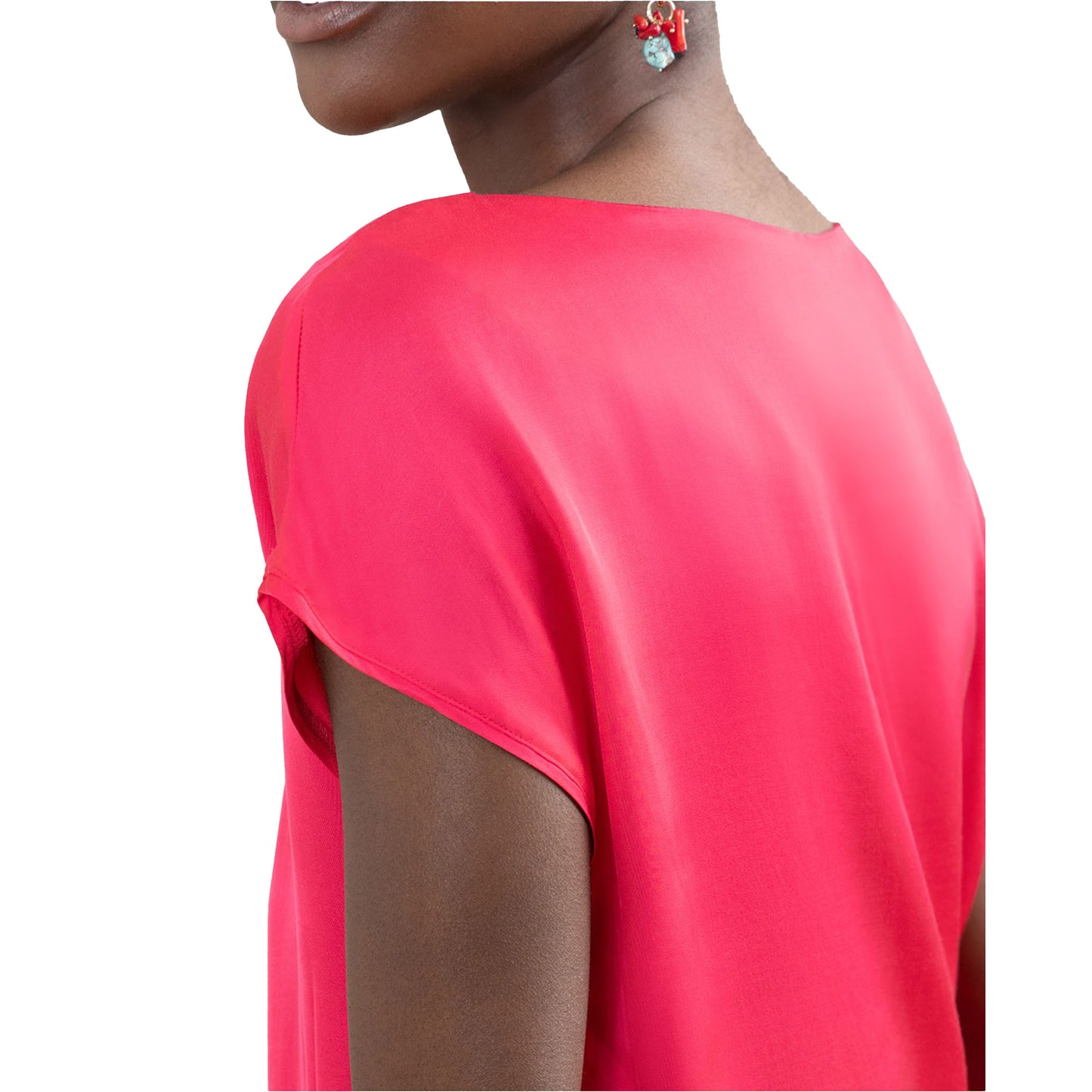 SURKANA - Maglietta satinata con scollo a barchetta senza maniche-SURKANA-VIALESCARPE