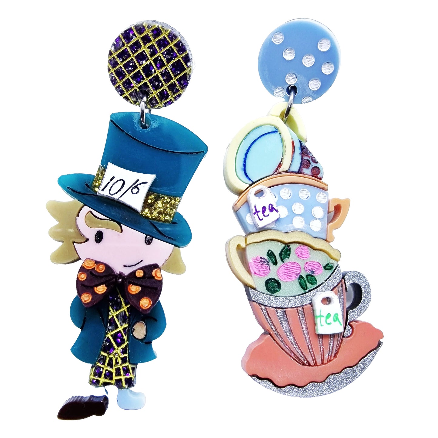 Orecchini pendenti asimmetrici Cappellaio Matto e Tazze Alice Wonderland-ARKYFLY-VIALESCARPE