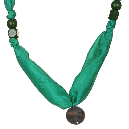 Collana seta riciclata puf con elementi legno