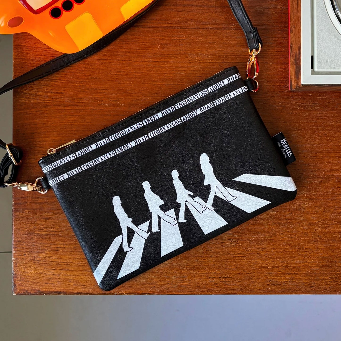HOUSE OF DISASTER - The Beatles Abbey Road Cross Body Bag