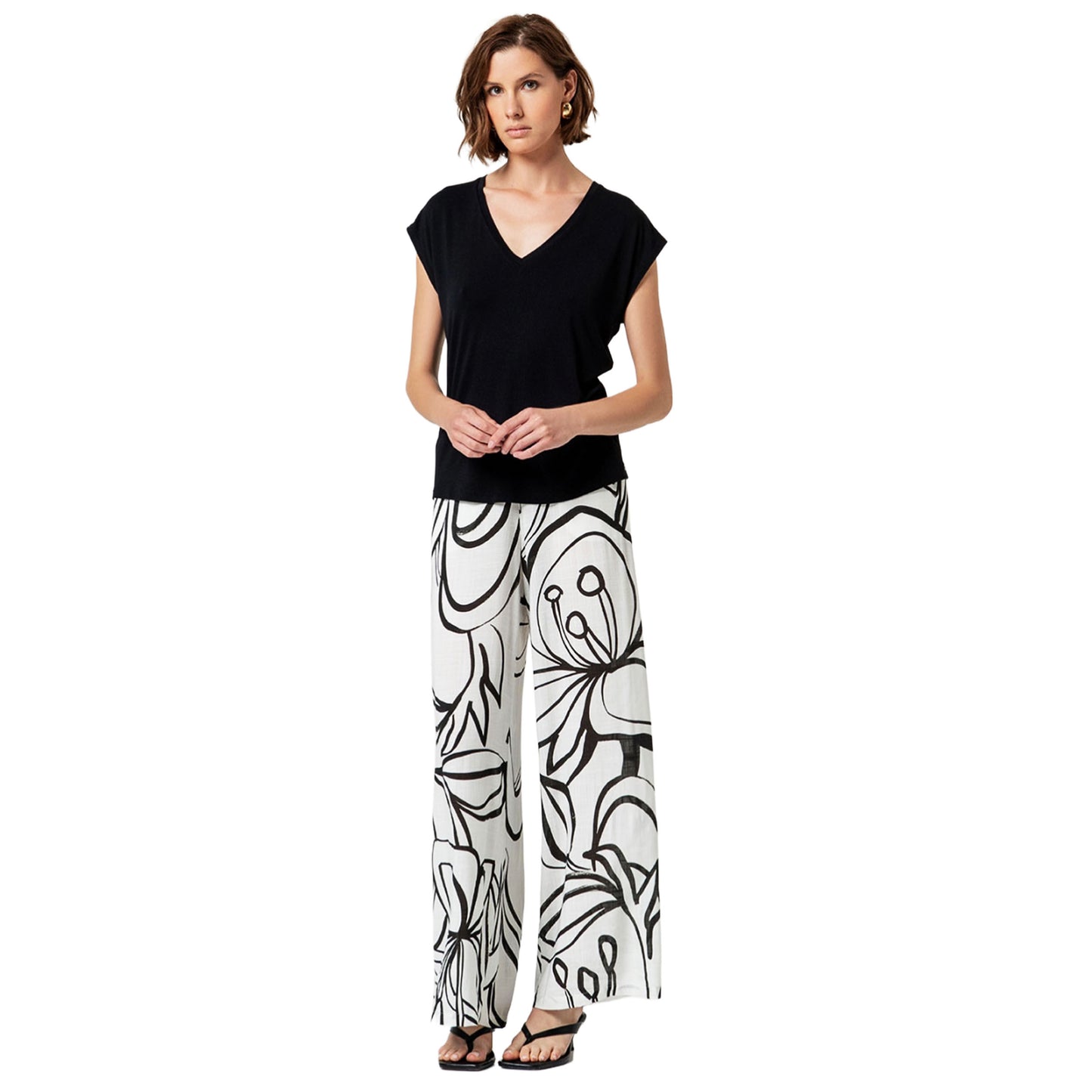 SURKANA T-shirt con collo a V Nero