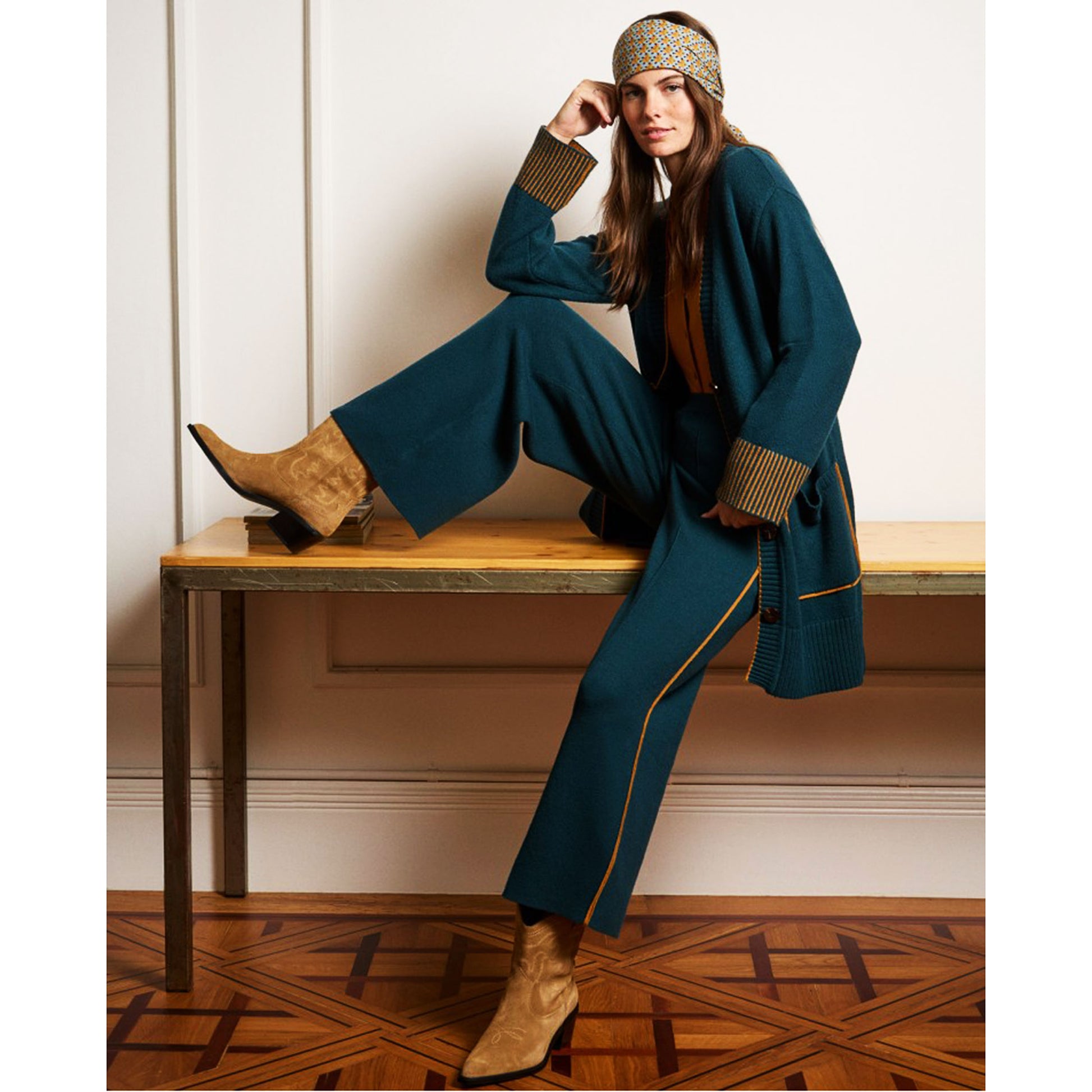 SURKANA - Cardigan lungo con tasche e contrasti di colore-SURKANA-VIALESCARPE