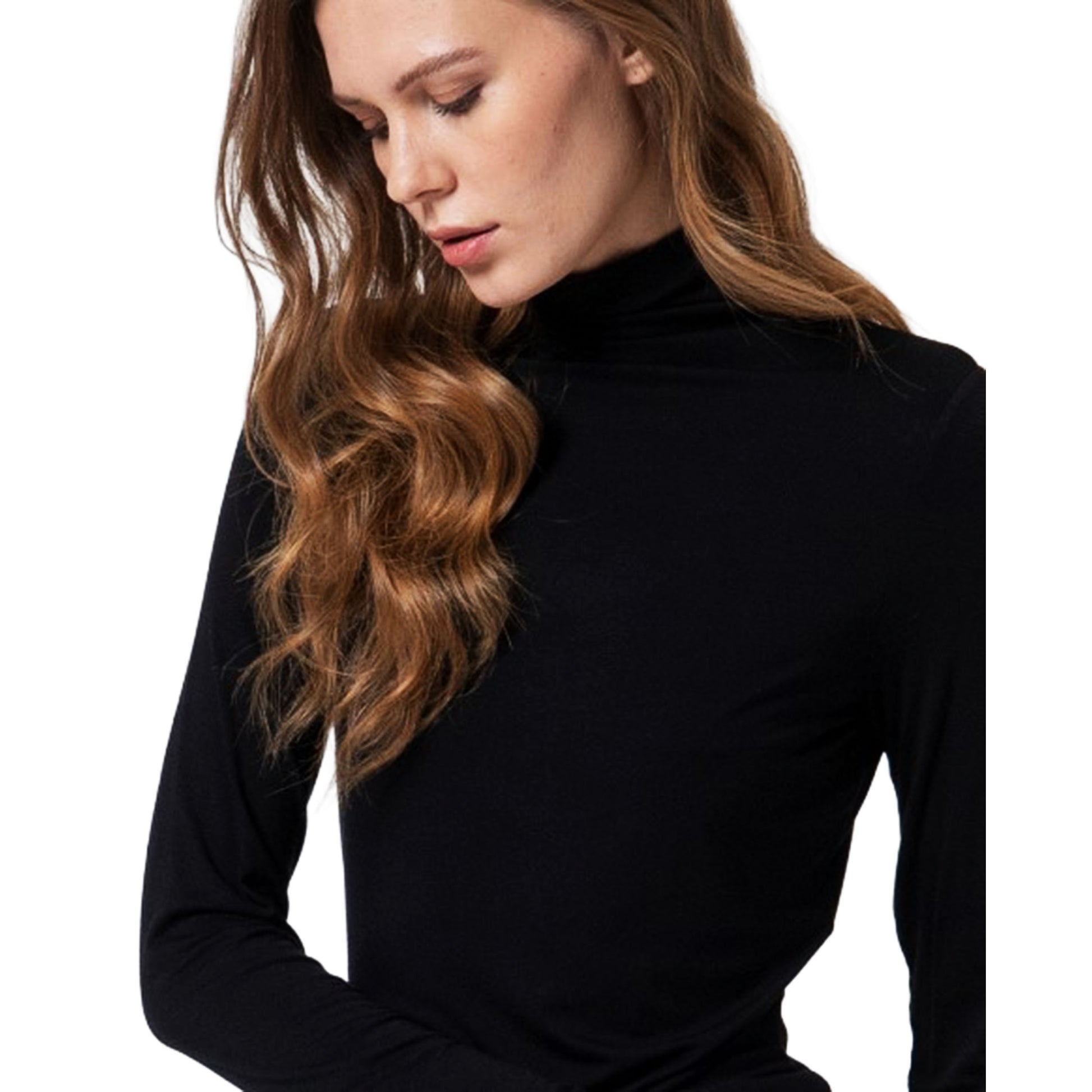 SURKANA - T-shirt dolcevita in viscosa di bambù-SURKANA-VIALESCARPE