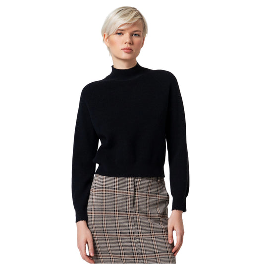 SURKANA - Maglione aderente collo perkins e maniche raglan-SURKANA-VIALESCARPE