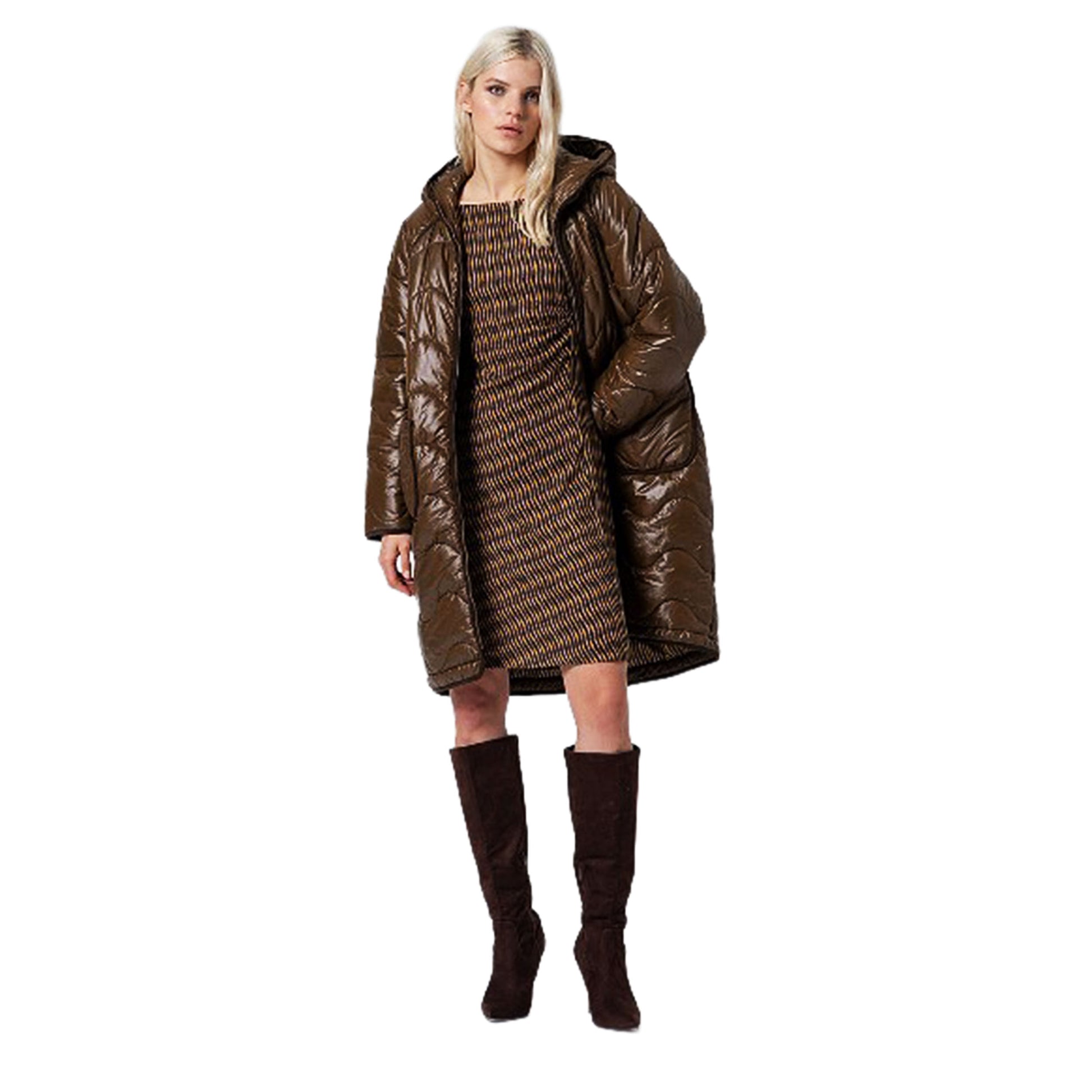 SURKANA - Piumini con dettagli in velluto-SURKANA-VIALESCARPE