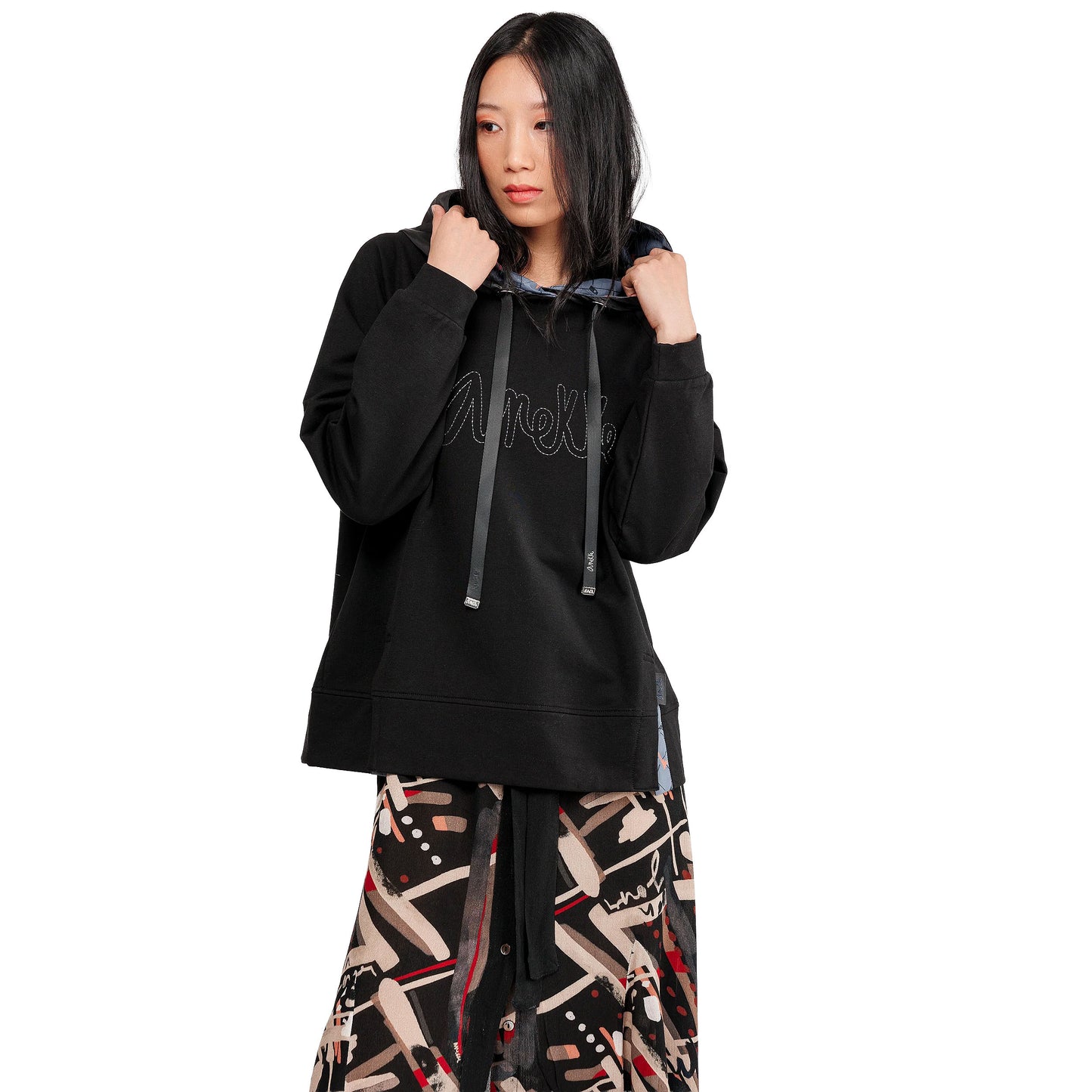 ANEKKE - Felpa con cappuccio nera-ANEKKE-VIALESCARPE