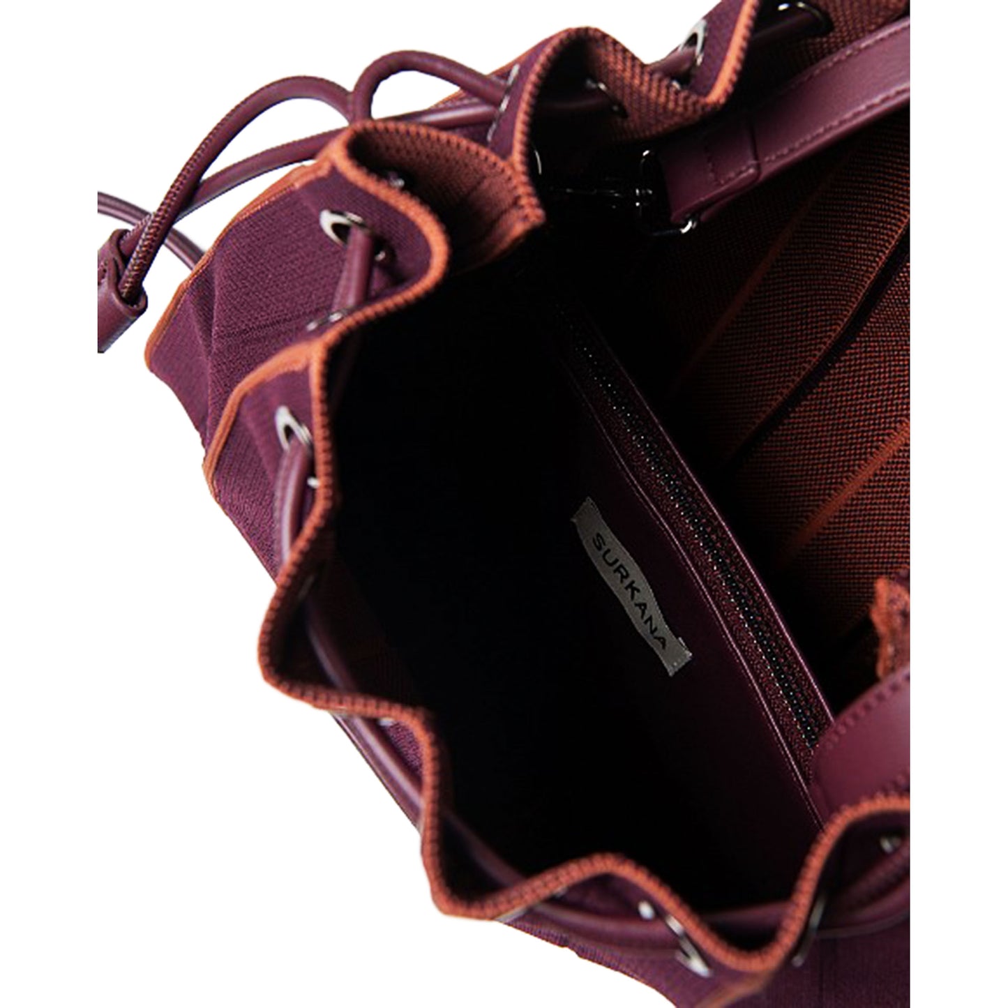 SURKANA - Borsa/zaino in maglia plissettata con necessaire