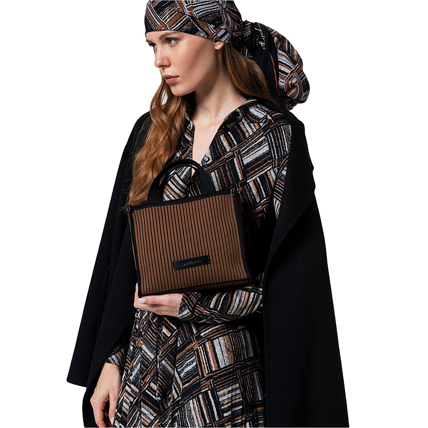 SURKANA - Mini shopper in maglia con zip e doppio manico