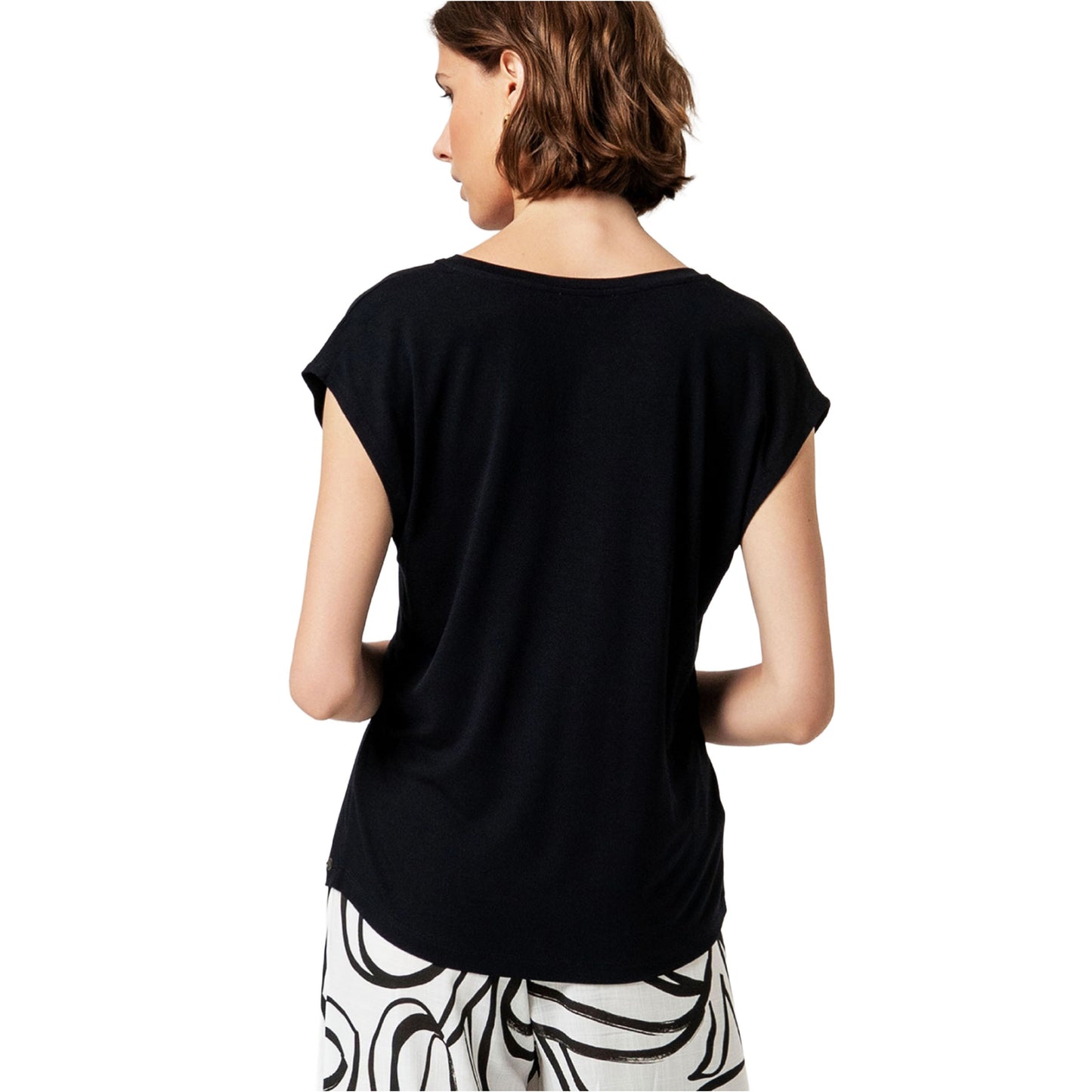 SURKANA T-shirt con collo a V Nero
