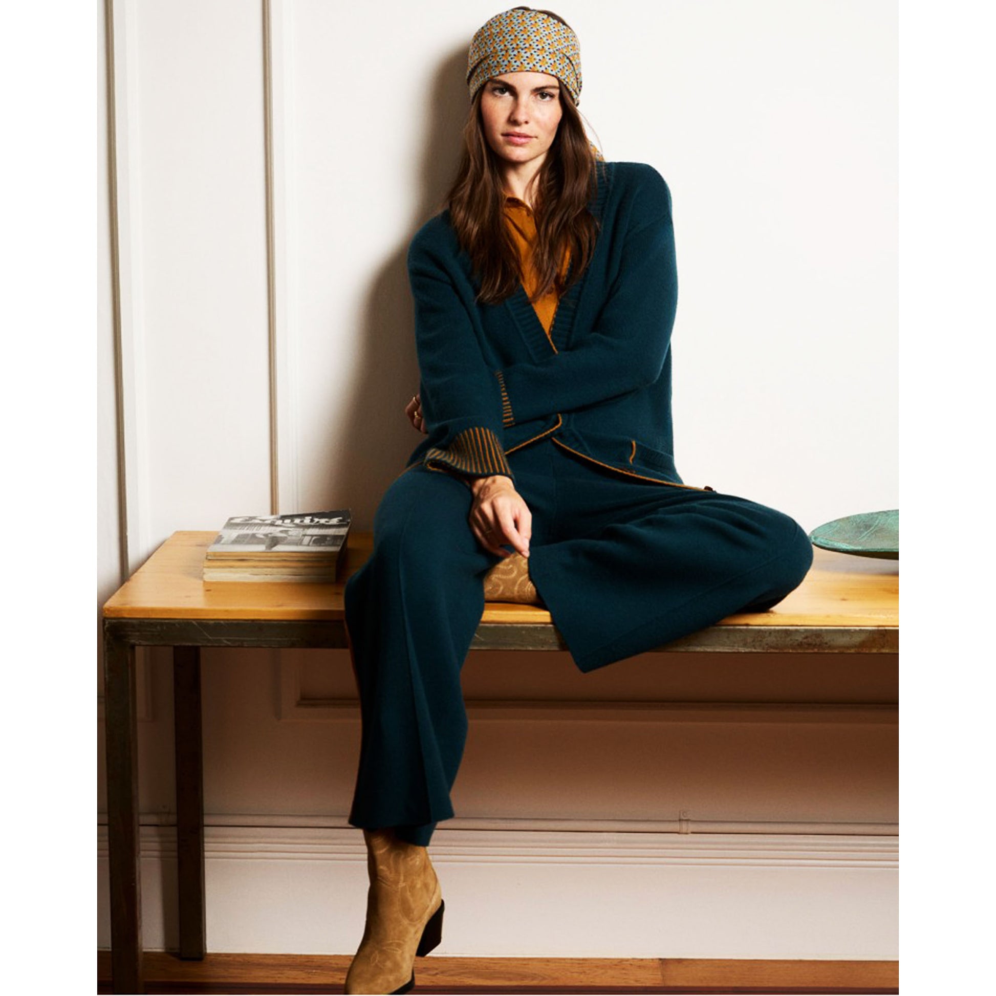 SURKANA - Cardigan lungo con tasche e contrasti di colore-SURKANA-VIALESCARPE