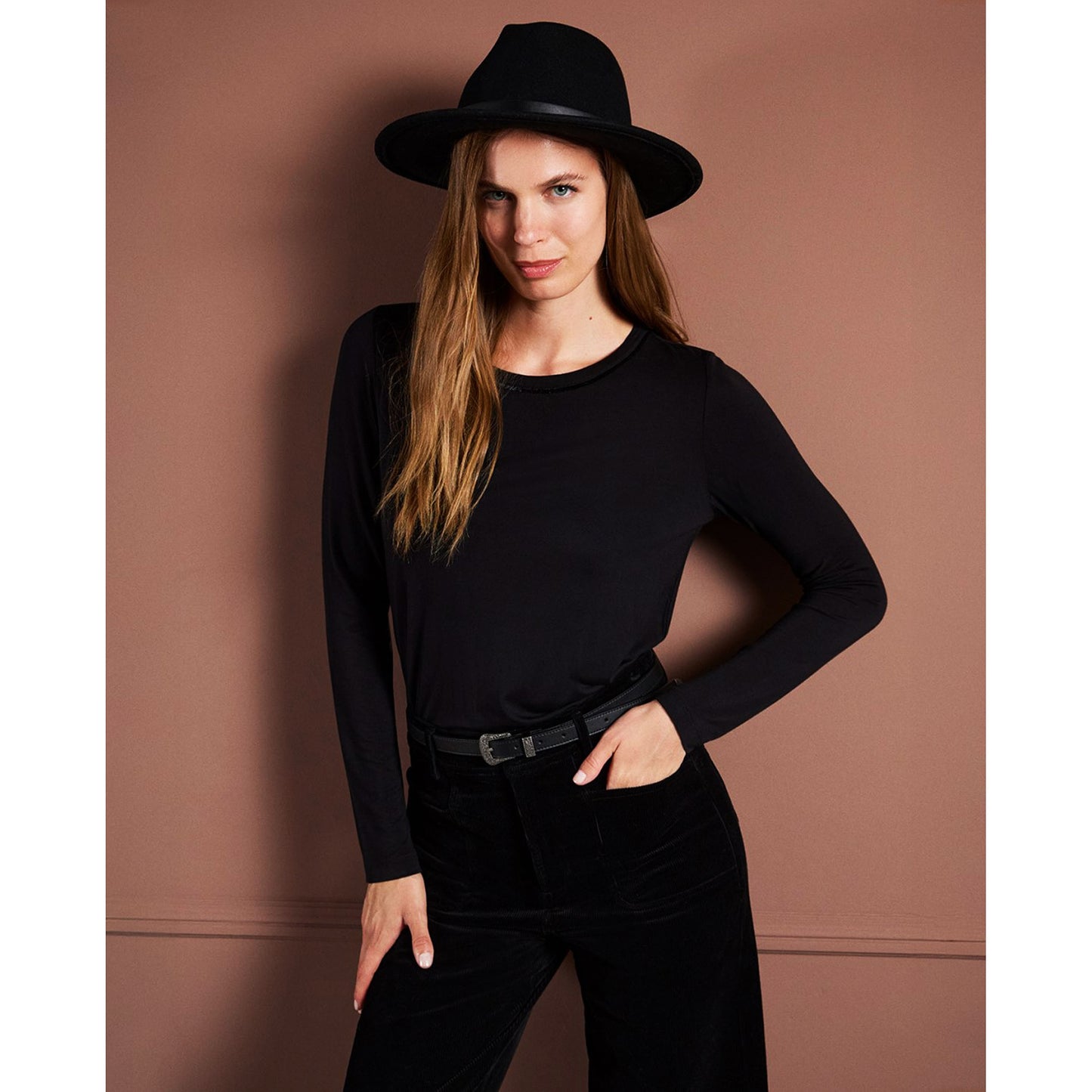 SURKANA - Pantaloni svasati con tasche applicate-SURKANA-VIALESCARPE