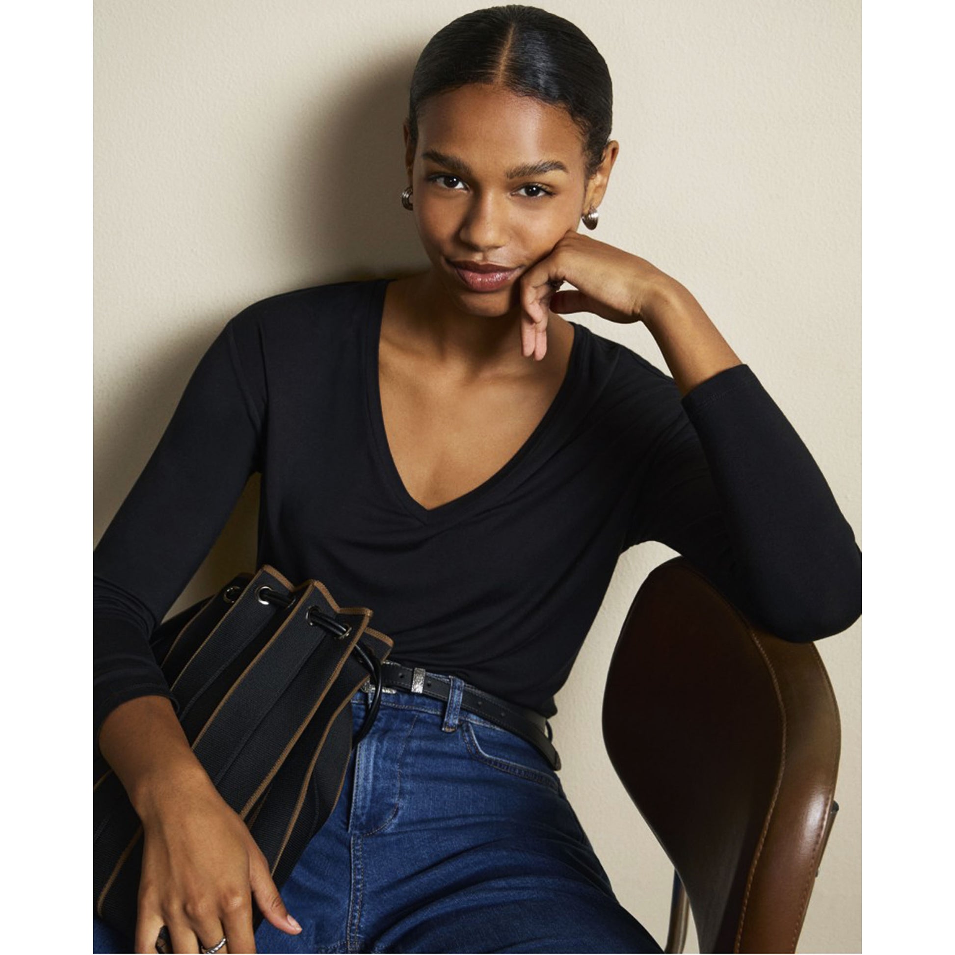 SURKANA - T-shirt ampia con scollo a V-SURKANA-VIALESCARPE