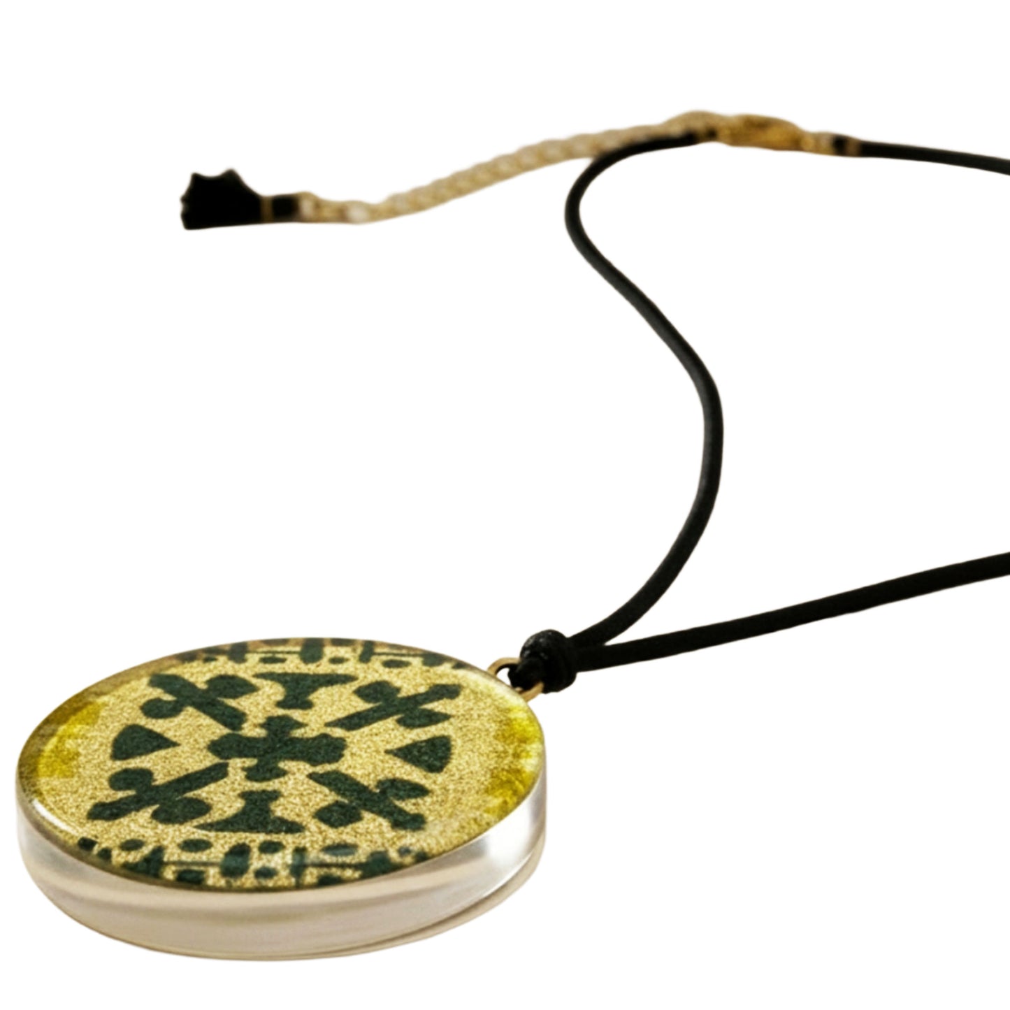 SURKANA Collana con medaglione mandala verde-bianco