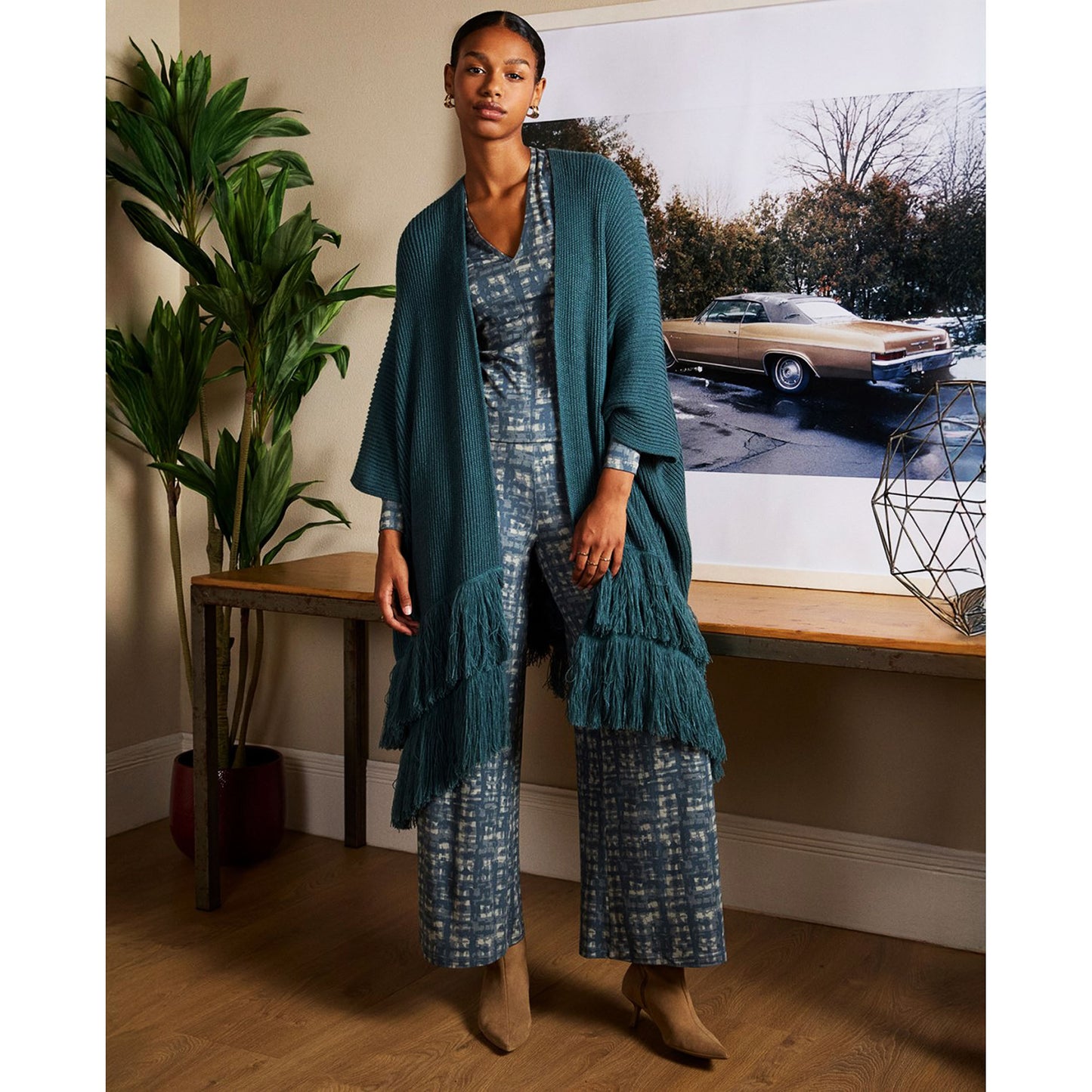 SURKANA - Maglietta stampata con scollo a V Blu acciaio-SURKANA-VIALESCARPE