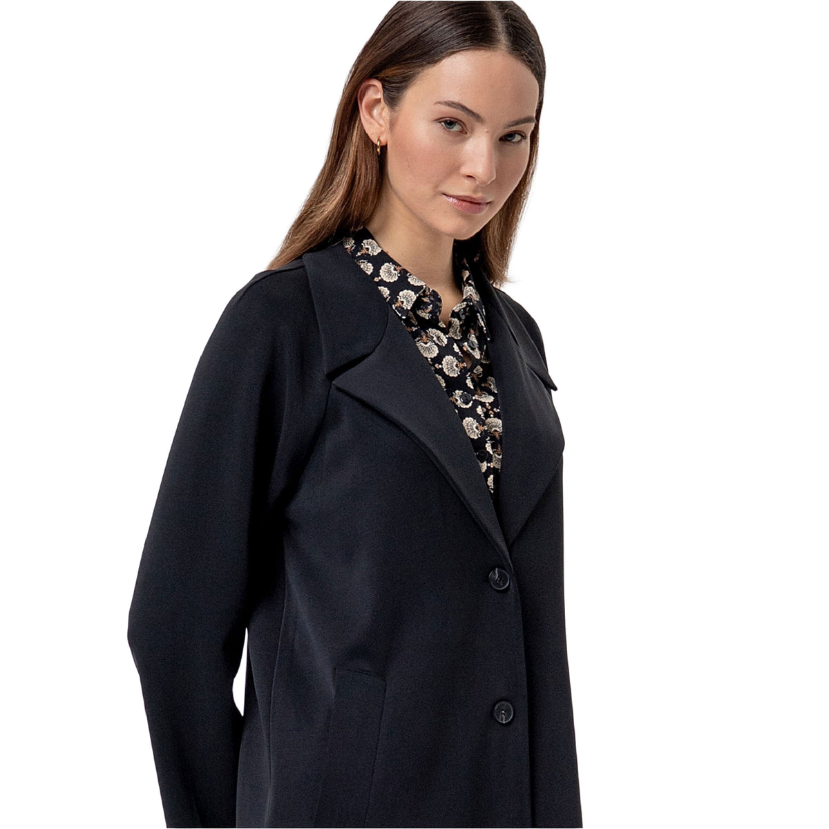 SURKANA Redingote Lunga in Maglia con Revers Nera