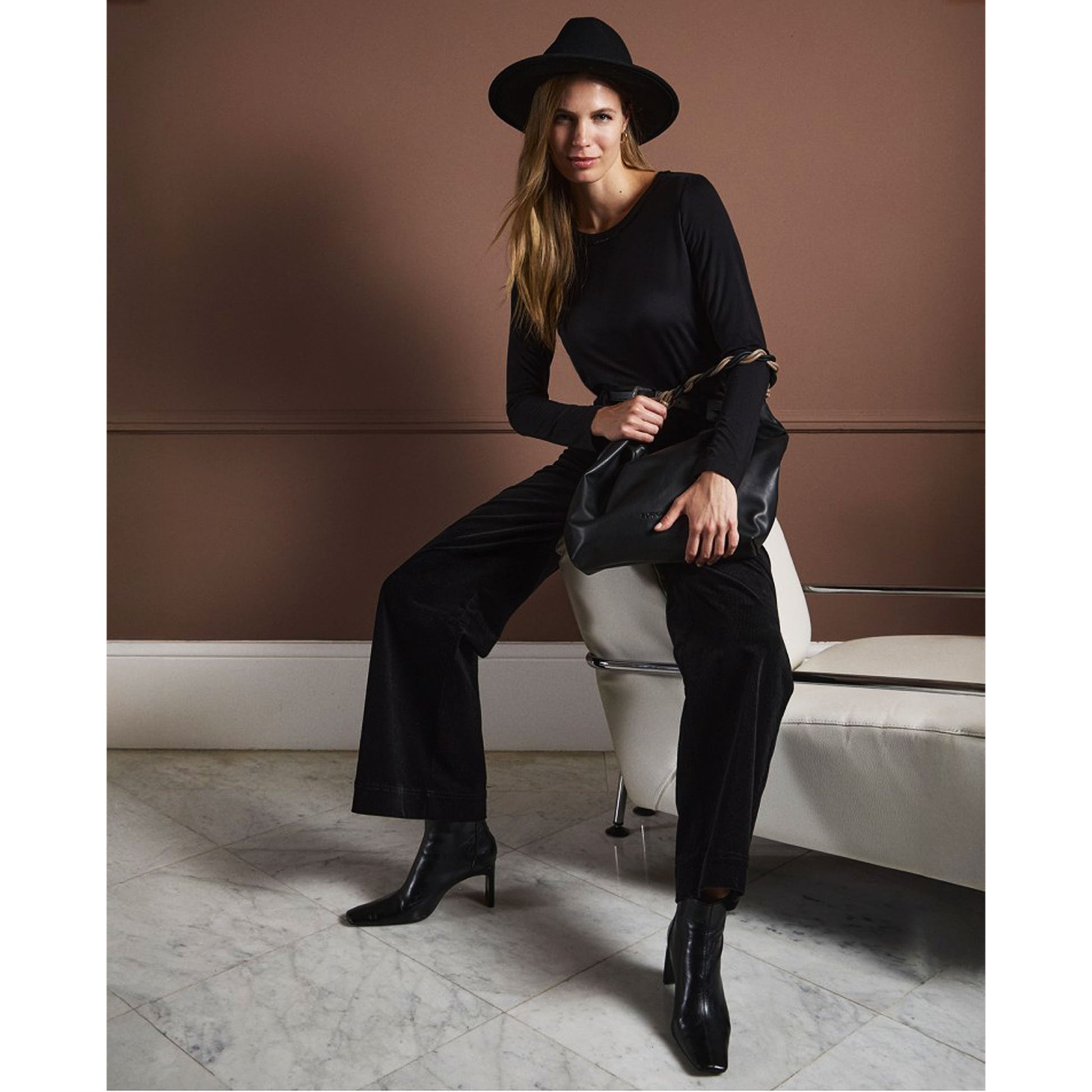 SURKANA - T-shirt girocollo-SURKANA-VIALESCARPE