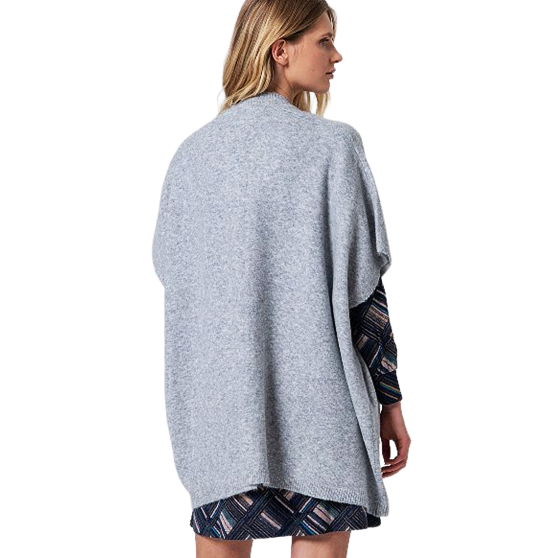 SURKANA - Poncho aperto in maglia con tasche-SURKANA-VIALESCARPE