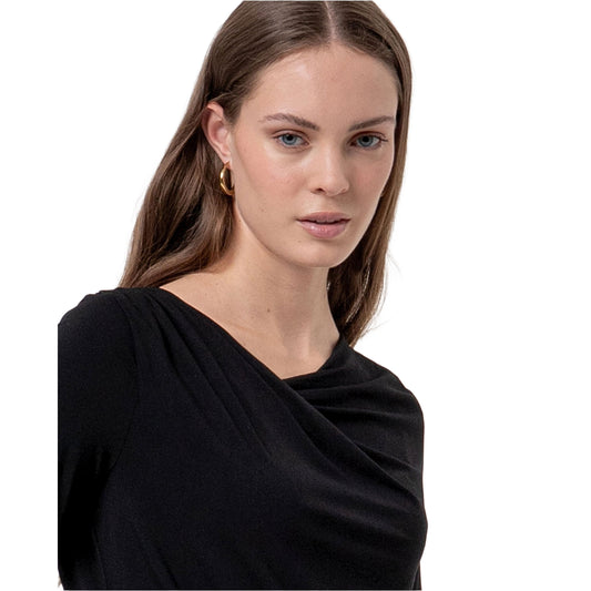 SURKANA T-shirt con Scollo Asimmetrico in Modal Nera