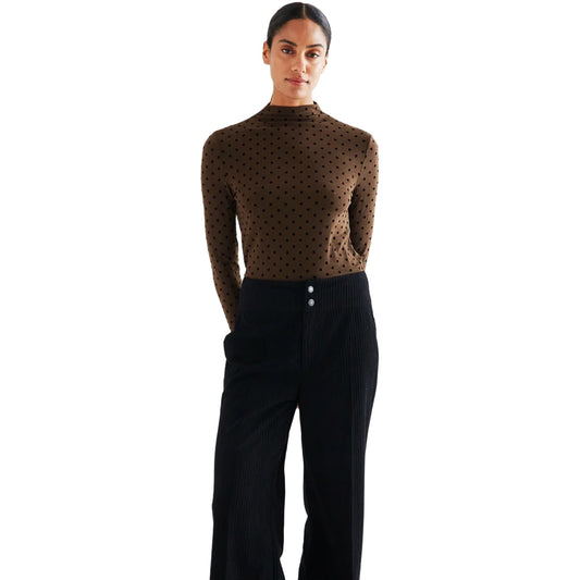 COMPAÑÍA FANTÁSTICA Maglia marrone a mini pois neri con collo altoCOMPAÑÍA FANTÁSTICA Maglia marrone a mini pois neri con collo alto