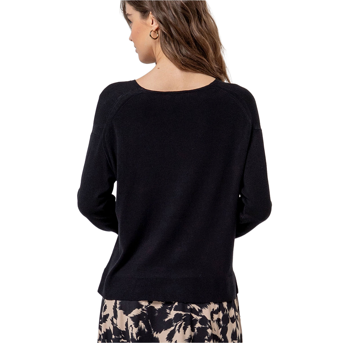 SURKANA Maglione con Scollo a V in Viscosa Nero