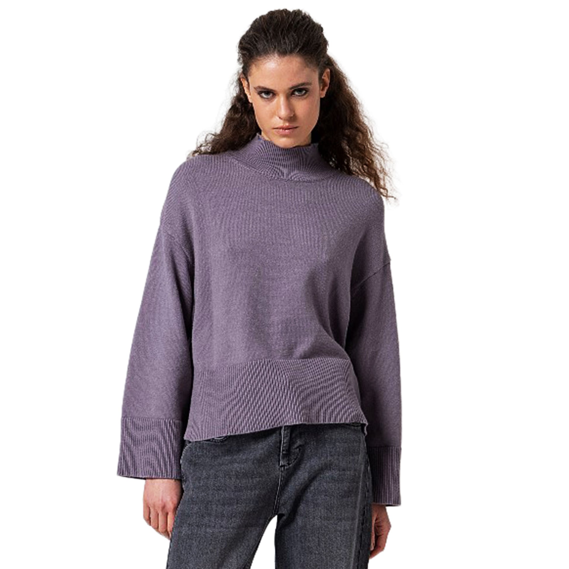 SURKANA - Maglione a collo alto e maniche ampie-SURKANA-VIALESCARPE