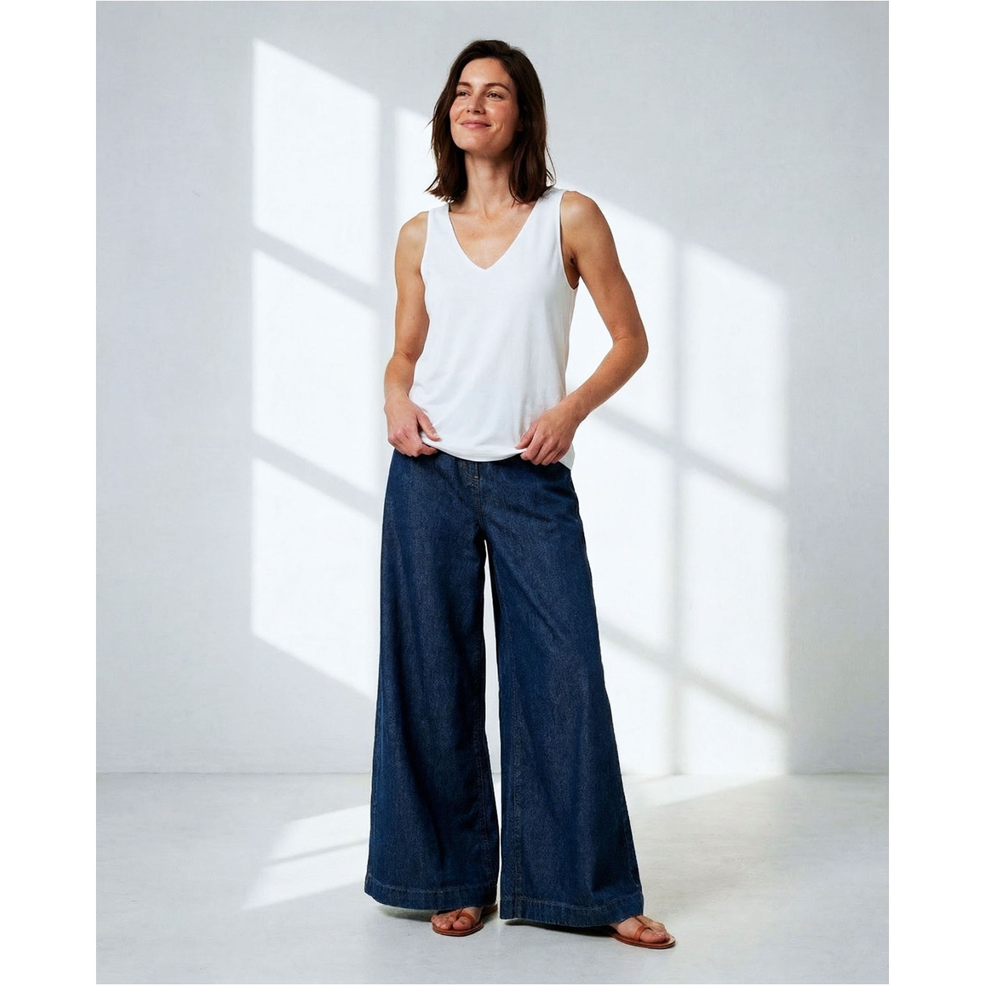 SURKANA Top a spalline Bianco-SURKANA-VIALESCARPE