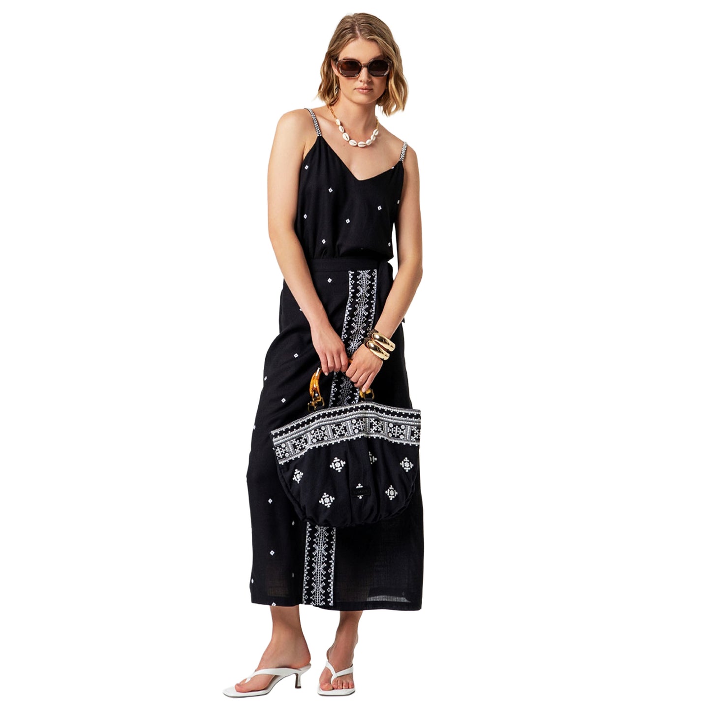 SURKANA Top a spalline Nero
